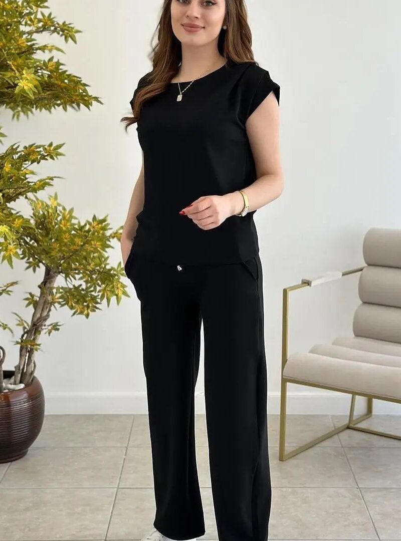 TEE & TROUSER CO-ORD SET